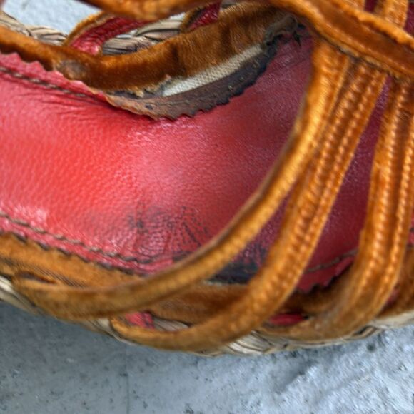 Vintage YSL Velvet Strappy platforms - Picture 12 of 12